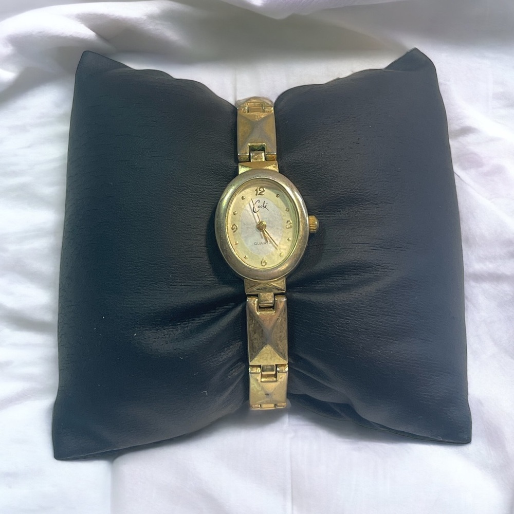 90s CACHÉ Gold Ladies Watch